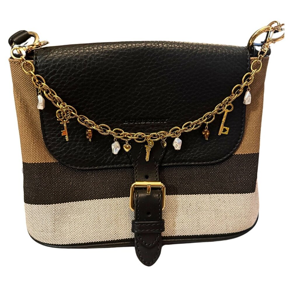 Gold Key Bag Charm - Picture 4 of 10